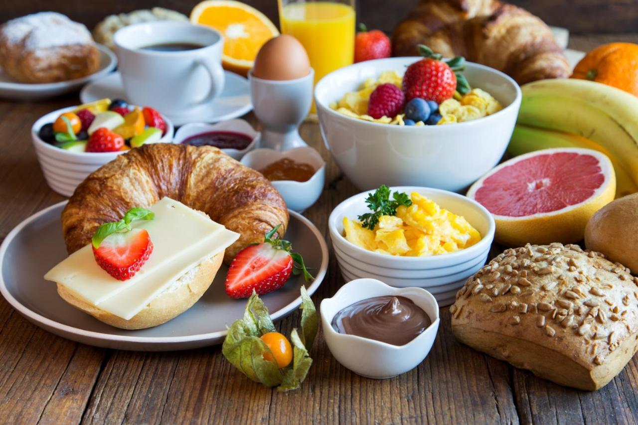 Amelie No 1 Hotel & Appartements 朗道因德普法尔茨 外观 照片