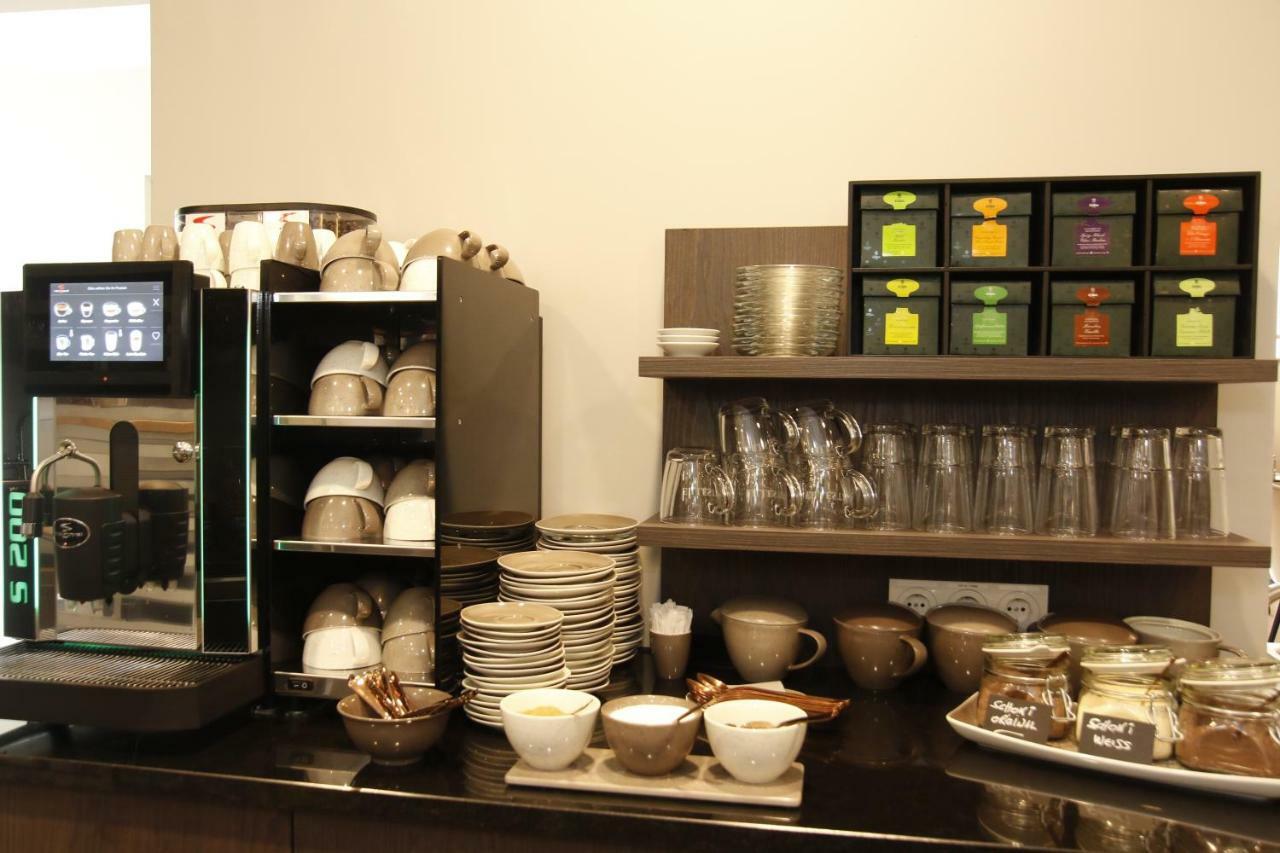 Amelie No 1 Hotel & Appartements 朗道因德普法尔茨 外观 照片